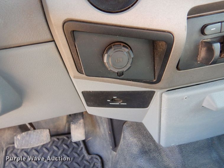 image for item AF9730 2012 Ford F350 Super Duty XLT  SuperCab pickup truck