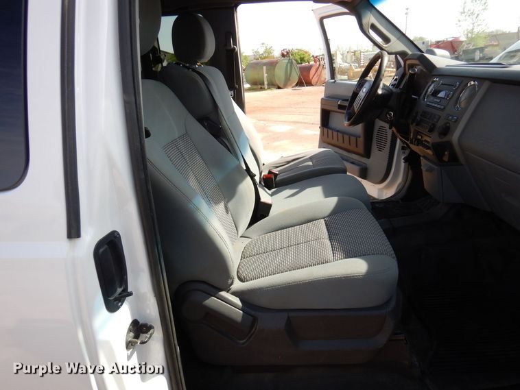 image for item AF9730 2012 Ford F350 Super Duty XLT  SuperCab pickup truck