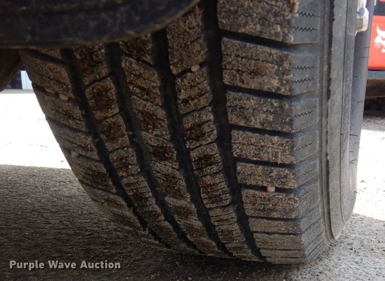 image for item AF9730 2012 Ford F350 Super Duty XLT  SuperCab pickup truck