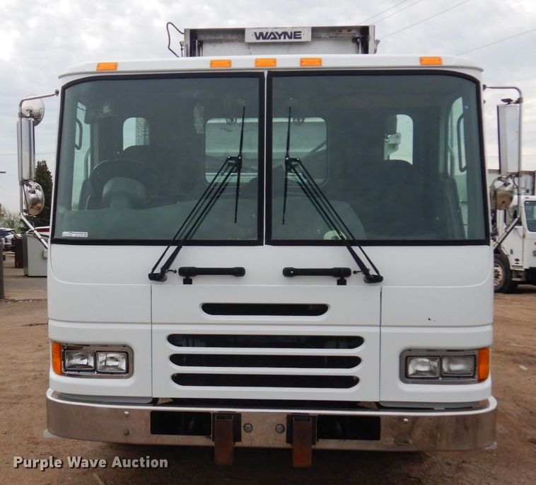 image for item AF9732 2007 American LaFrance Condor  refuse truck