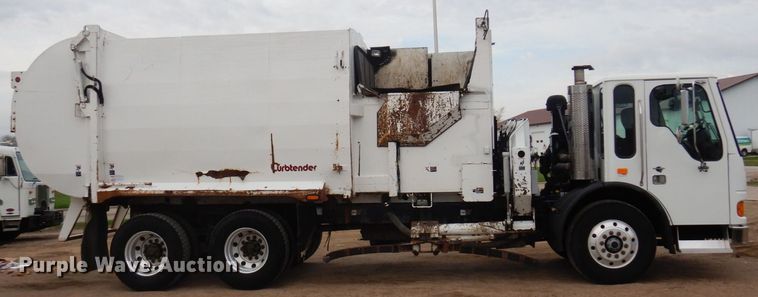 image for item AF9732 2007 American LaFrance Condor  refuse truck