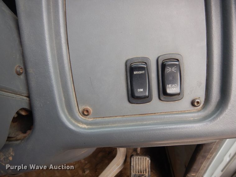 image for item AF9732 2007 American LaFrance Condor  refuse truck