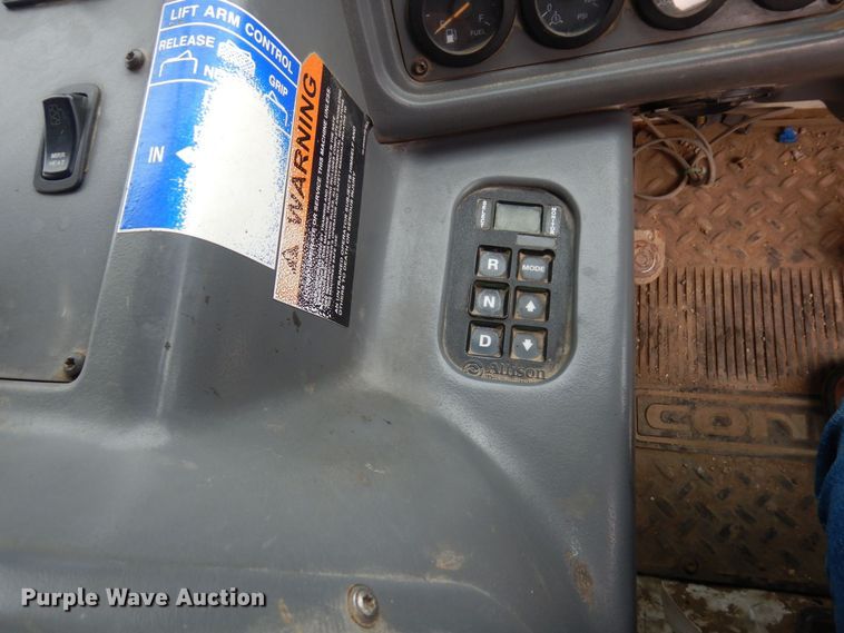 image for item AF9732 2007 American LaFrance Condor  refuse truck