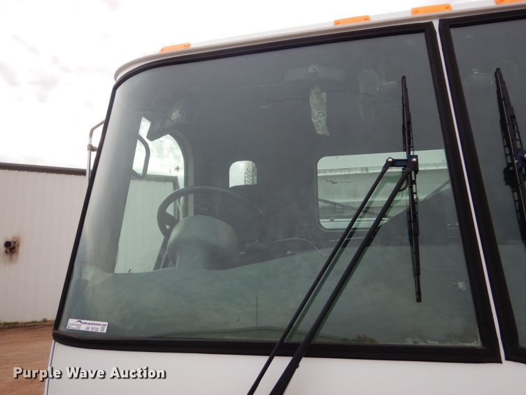 image for item AF9732 2007 American LaFrance Condor  refuse truck