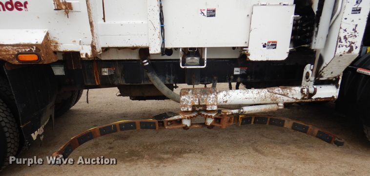 image for item AF9732 2007 American LaFrance Condor  refuse truck