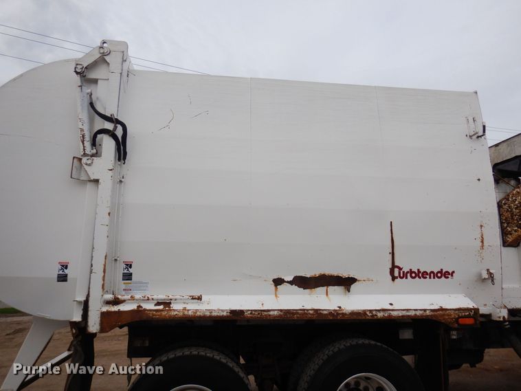 image for item AF9732 2007 American LaFrance Condor  refuse truck