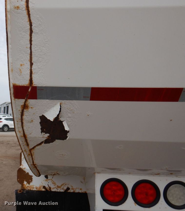 image for item AF9732 2007 American LaFrance Condor  refuse truck