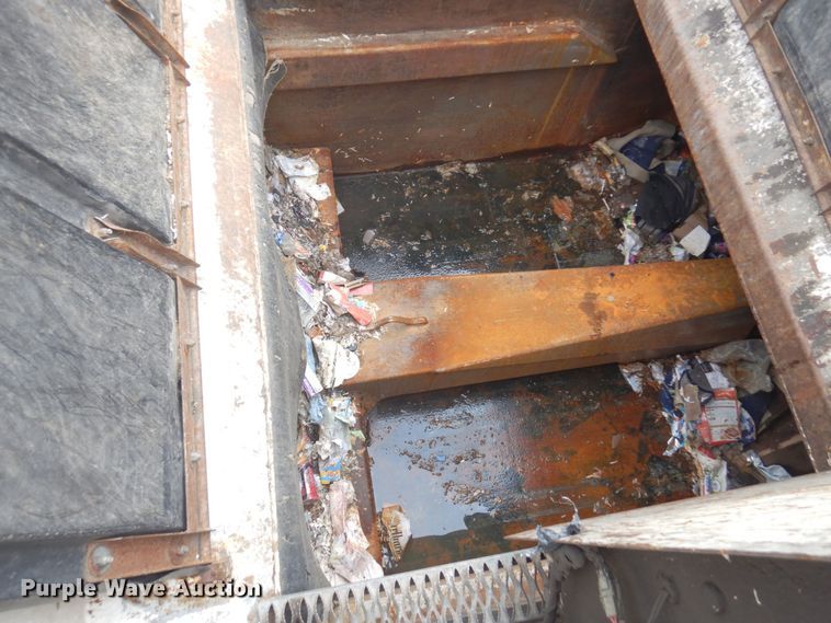 image for item AF9732 2007 American LaFrance Condor  refuse truck