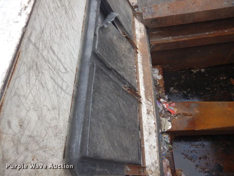 image for item AF9732 2007 American LaFrance Condor  refuse truck