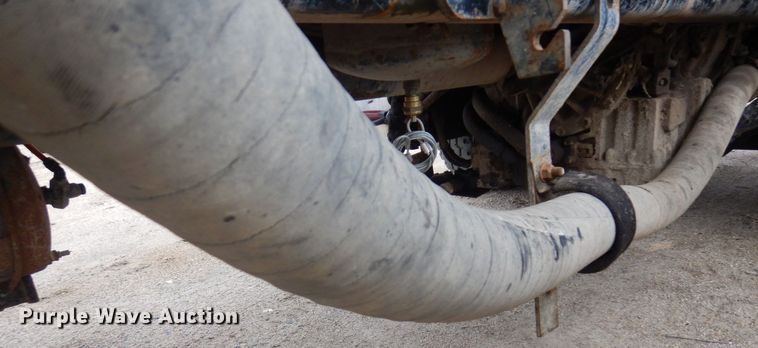 image for item AF9732 2007 American LaFrance Condor  refuse truck