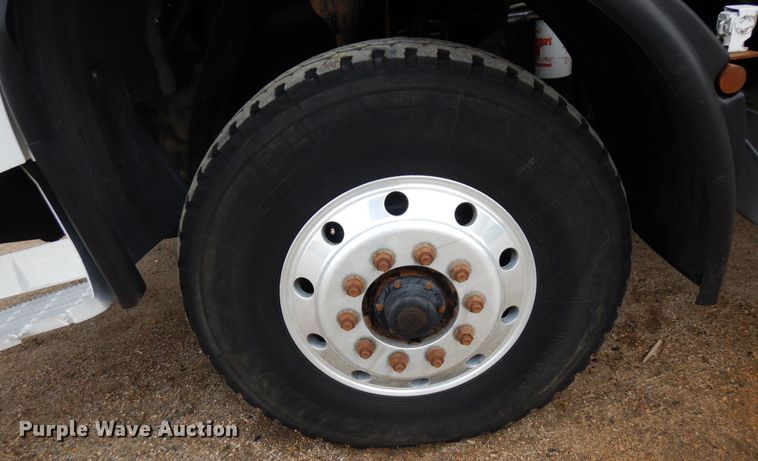 image for item AF9732 2007 American LaFrance Condor  refuse truck