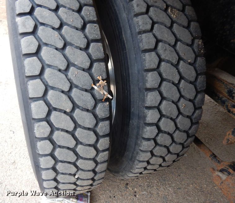 image for item AF9732 2007 American LaFrance Condor  refuse truck