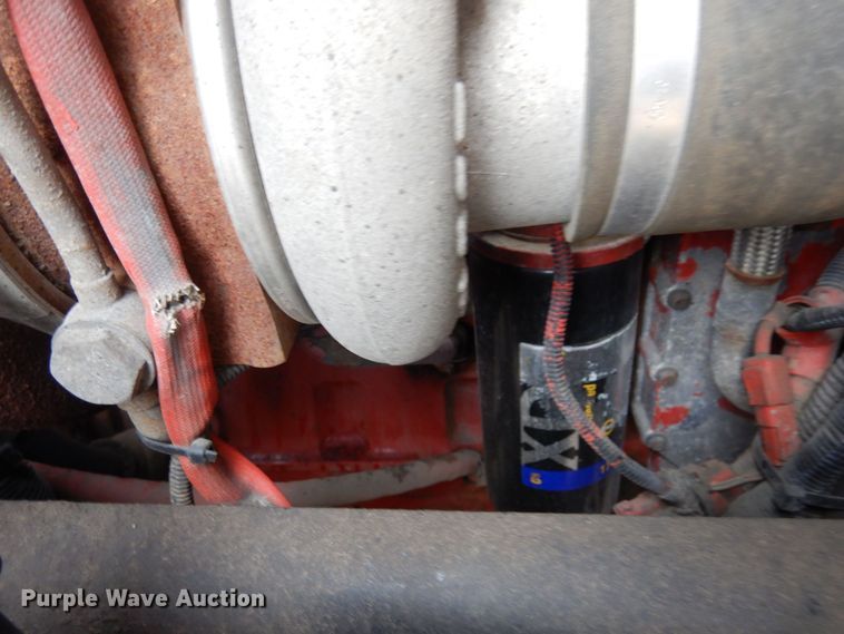 image for item AF9733 2009 Peterbilt PB320  refuse truck