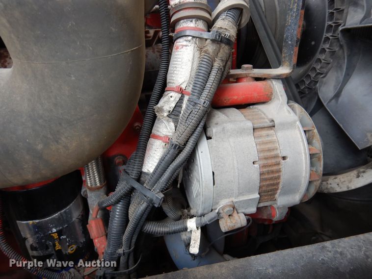 image for item AF9733 2009 Peterbilt PB320  refuse truck