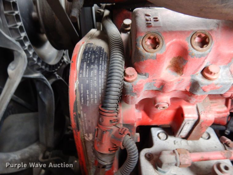 image for item AF9733 2009 Peterbilt PB320  refuse truck