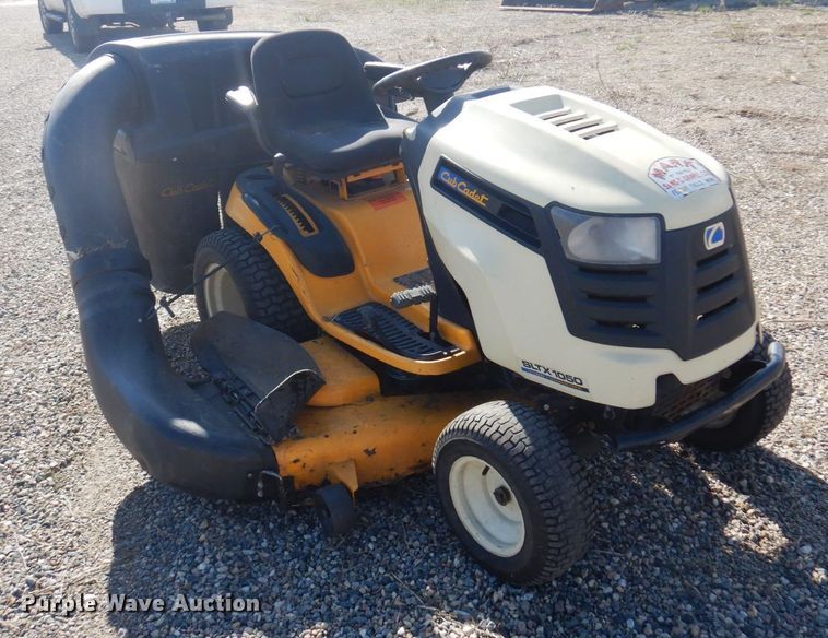 image for item AF9738 Cub Cadet 1050  lawn mower