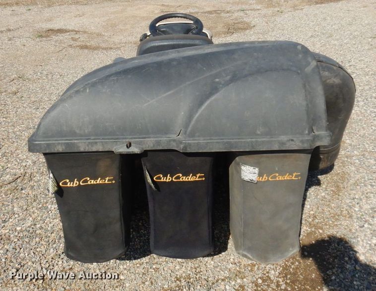 image for item AF9738 Cub Cadet 1050  lawn mower