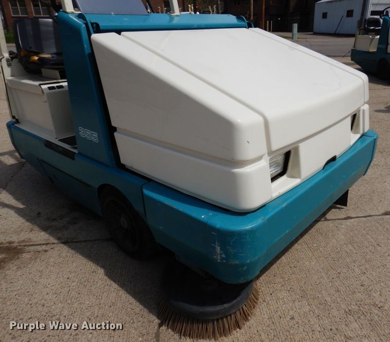 image for item AF9746 Tennant 355  sweeper