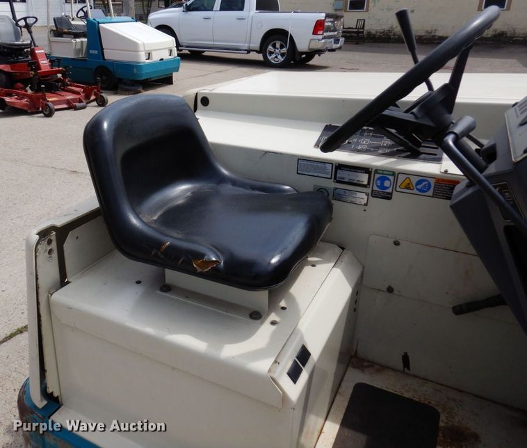 image for item AF9747 Tennant 6500  sweeper