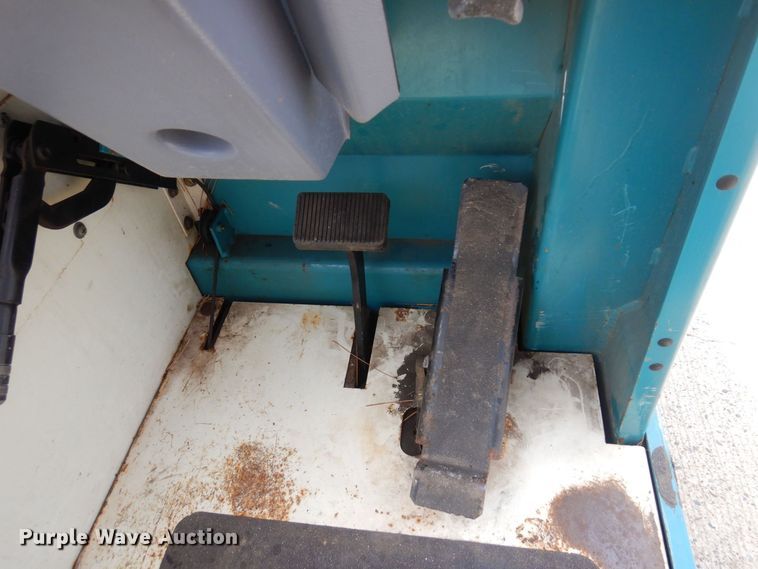 image for item AF9747 Tennant 6500  sweeper