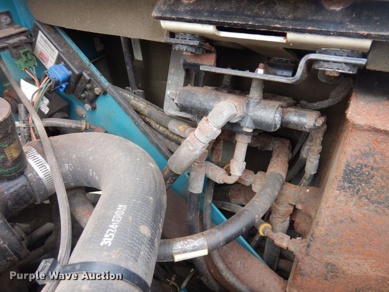 image for item AF9747 Tennant 6500  sweeper