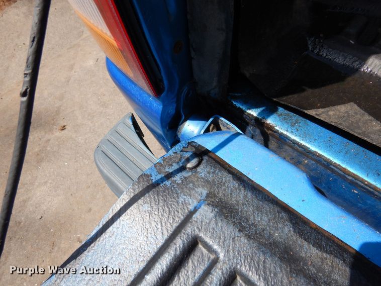 image for item AF9749 1994 Ford Ranger XLT  SuperCab pickup truck