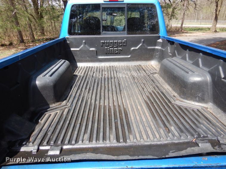 image for item AF9749 1994 Ford Ranger XLT  SuperCab pickup truck