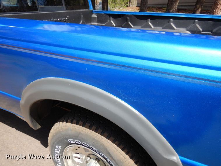 image for item AF9749 1994 Ford Ranger XLT  SuperCab pickup truck