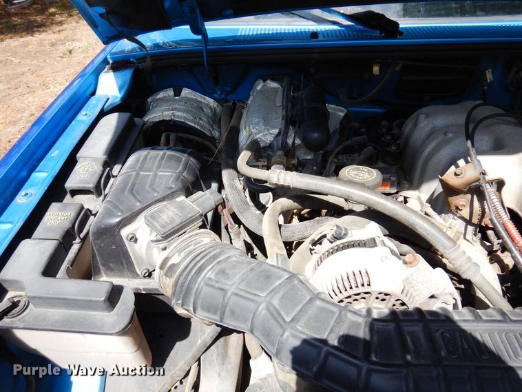 image for item AF9749 1994 Ford Ranger XLT  SuperCab pickup truck