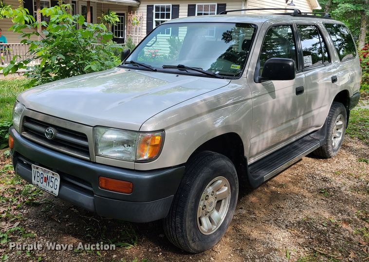 image for item DC6059 1998 Toyota 4Runner  SUV