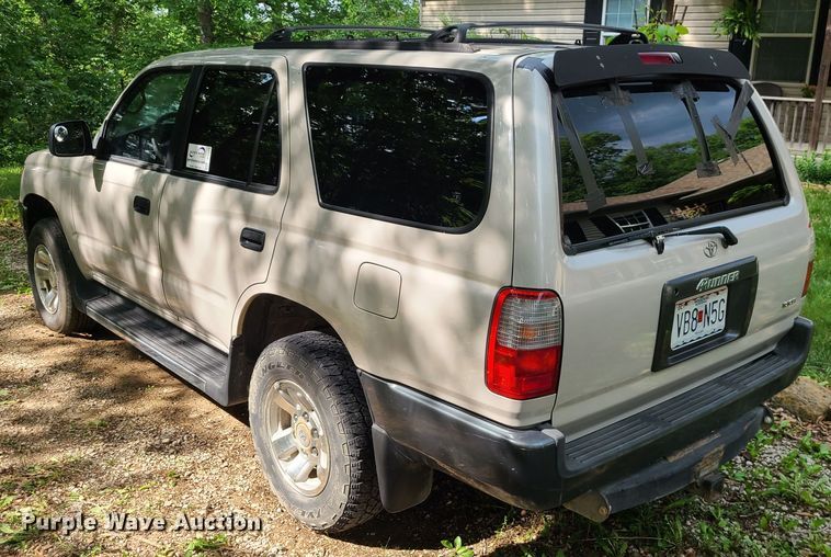 image for item DC6059 1998 Toyota 4Runner  SUV