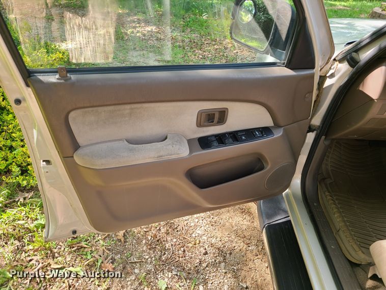 image for item DC6059 1998 Toyota 4Runner  SUV