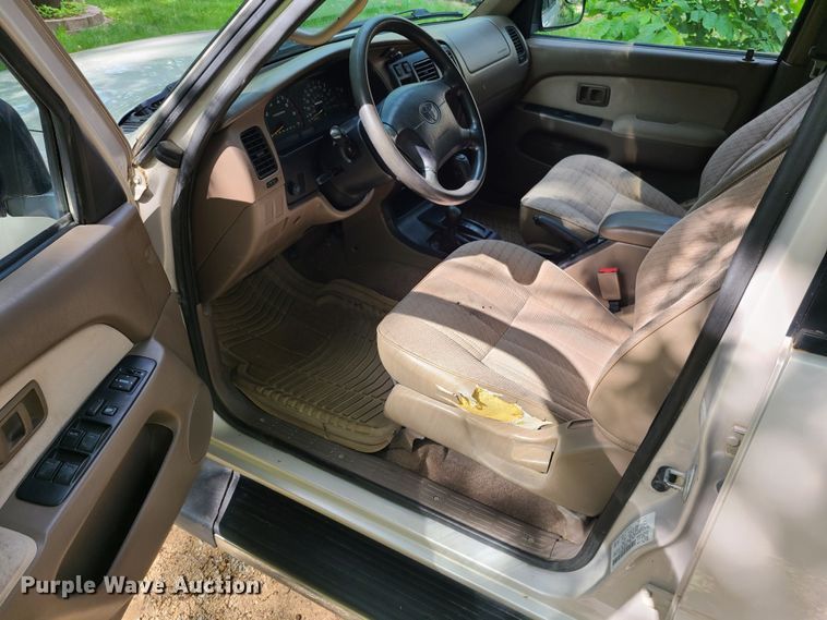 image for item DC6059 1998 Toyota 4Runner  SUV