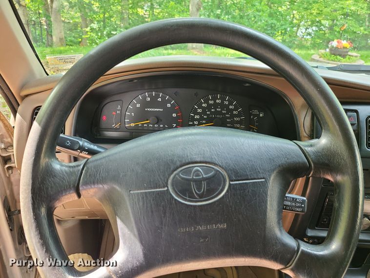 image for item DC6059 1998 Toyota 4Runner  SUV