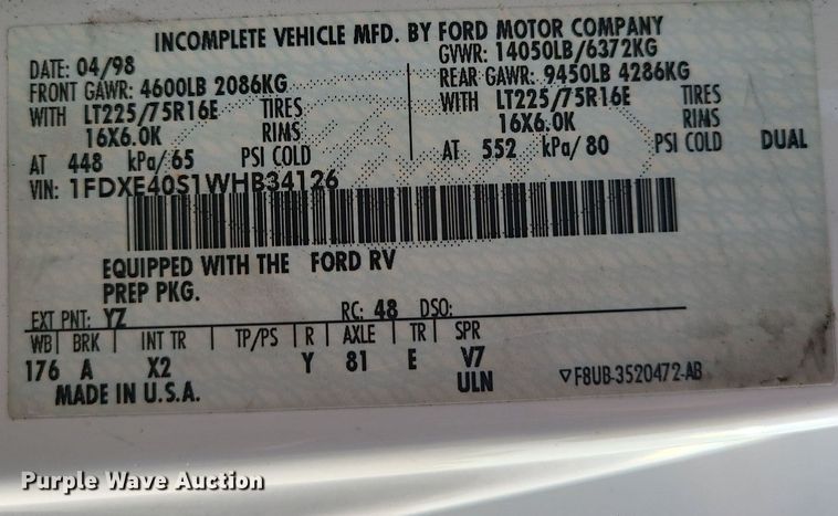 image for item DC6060 1998 Ford Econoline E450 Super Duty  shuttle bus