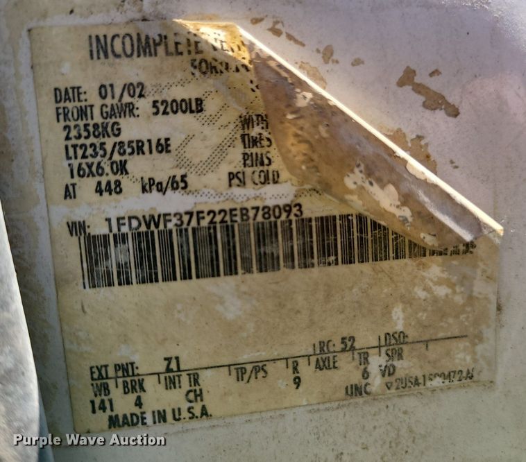 image for item DC6064 2002 Ford F350 Super Duty XL  flatbed pickup truck