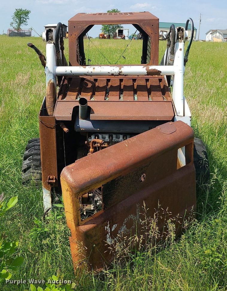 image for item DC6068 1998 Bobcat 863  skid steer loader