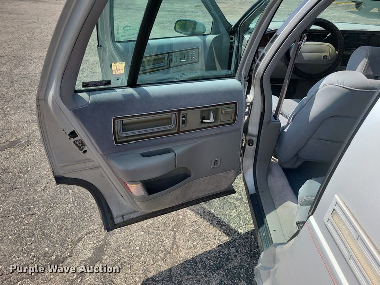 image for item DC6072 1992 Buick Roadmaster