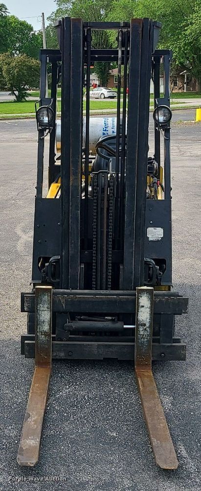 image for item DC6073 Yale GLC030AFNUAE083  forklift