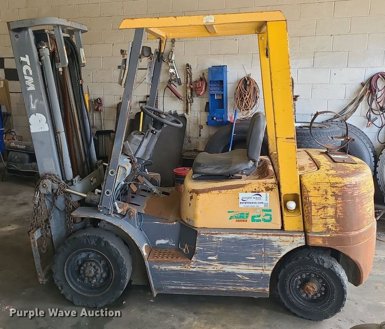image for item DC6074 TCM FG25N5T  forklift