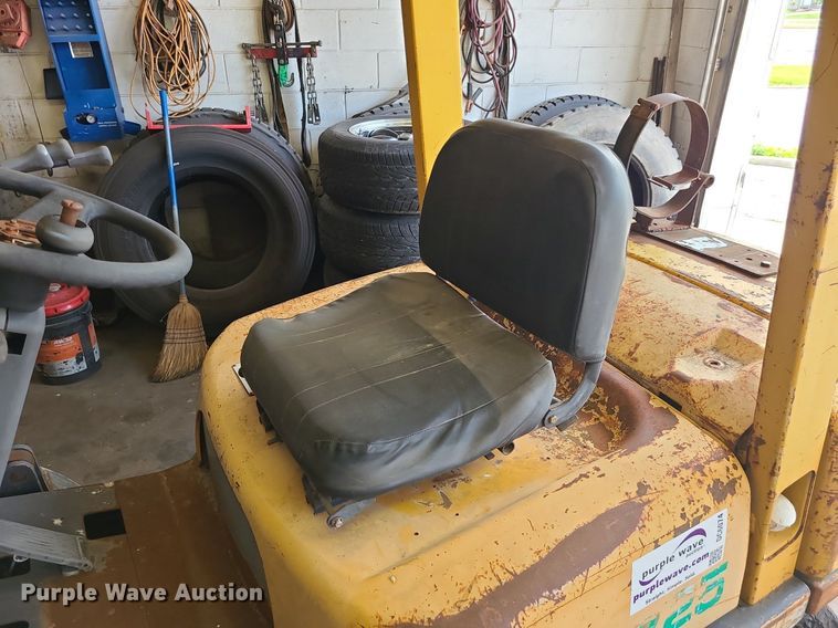 image for item DC6074 TCM FG25N5T  forklift