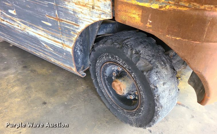 image for item DC6074 TCM FG25N5T  forklift