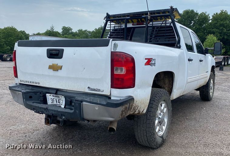 image for item DI7751 2011 Chevrolet Silverado 2500HD  Crew Cab pickup truck