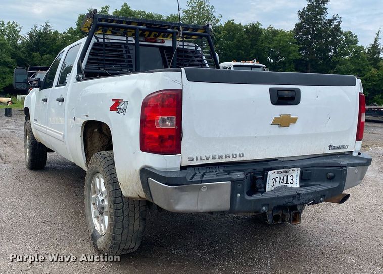 image for item DI7751 2011 Chevrolet Silverado 2500HD  Crew Cab pickup truck