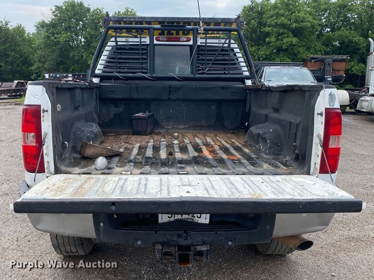 image for item DI7751 2011 Chevrolet Silverado 2500HD  Crew Cab pickup truck