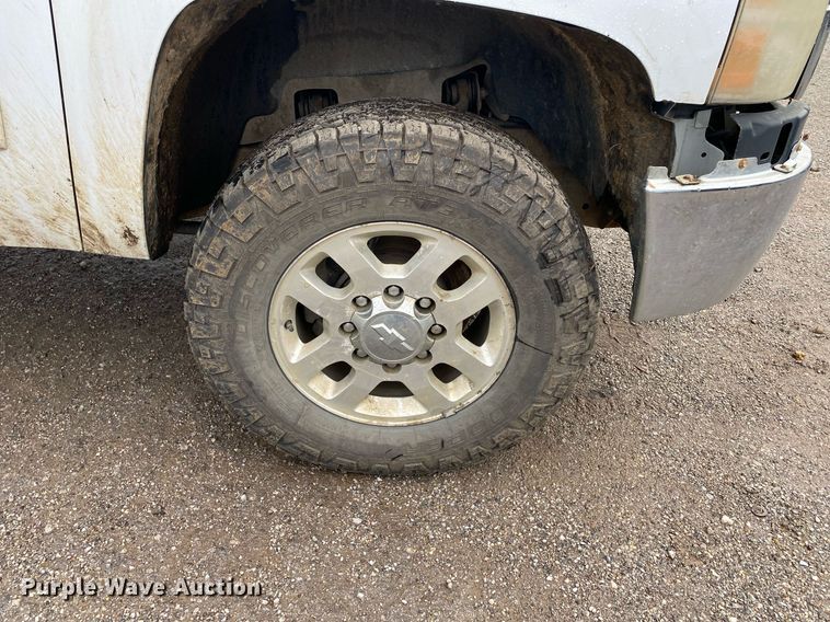 image for item DI7751 2011 Chevrolet Silverado 2500HD  Crew Cab pickup truck