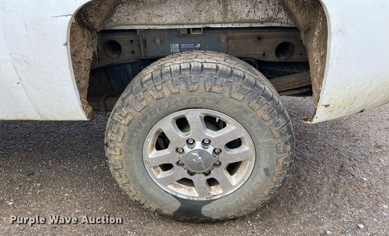 image for item DI7751 2011 Chevrolet Silverado 2500HD  Crew Cab pickup truck