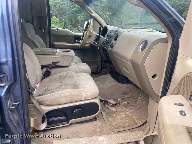 image for item DI7752 2004 Ford F150  SuperCrew pickup truck