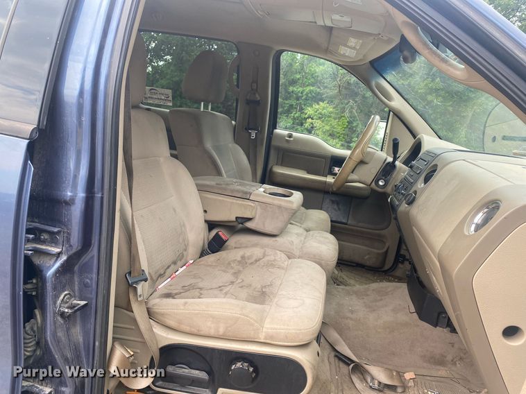 image for item DI7752 2004 Ford F150  SuperCrew pickup truck