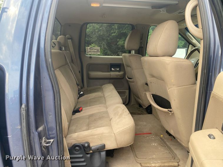 image for item DI7752 2004 Ford F150  SuperCrew pickup truck